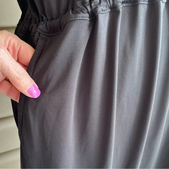 •Columbia• Black Drawstring Side Waist Athletic Dress - Size Large - Picture 4 of 9